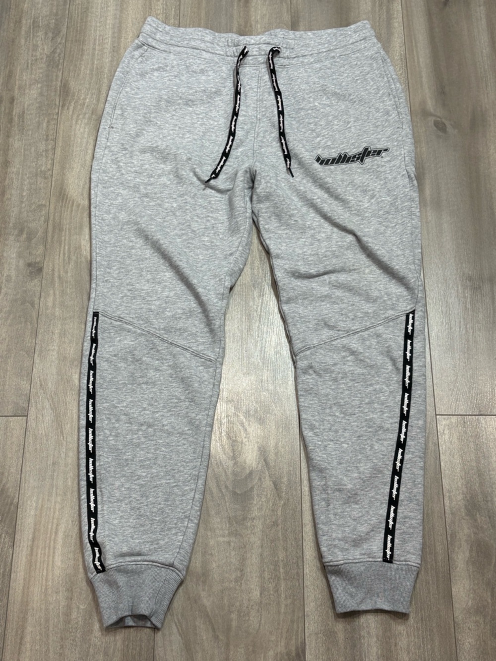 Hollister Men’s Grey Logo Tape Joggers Sweatpants Size M
